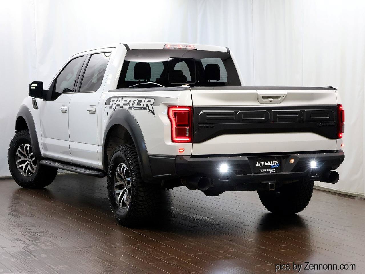 Used 2017 Ford F150 Raptor w/ Equipment Group 802A Luxury AWD/4WD image 18
