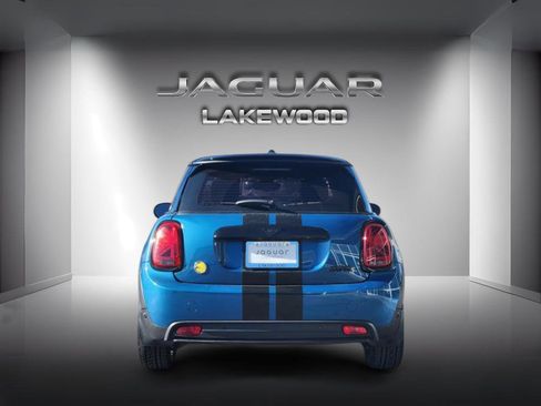 Used 2023 MINI Cooper SE image 4