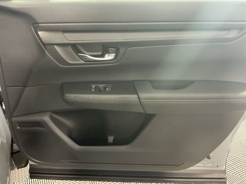 Used 2026 Honda CR-V Sport image 13