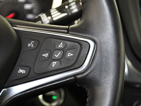 Used 2021 Chevrolet Equinox LT AWD/4WD image 22