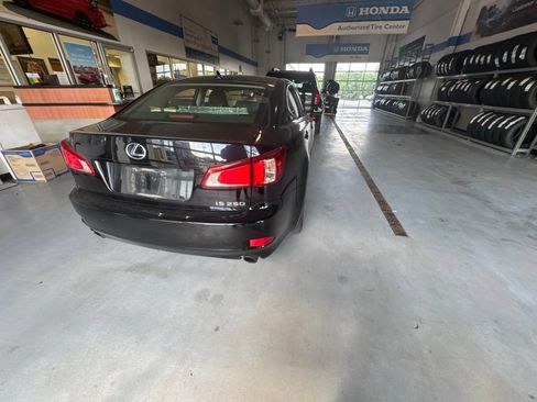 Used 2013 Lexus IS 250 RWD image 10