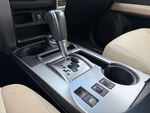 Used 2019 Toyota 4Runner SR5 Premium image 12