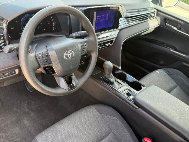 Used 2026 Toyota Camry LE w/ Convenience Package FWD image 10