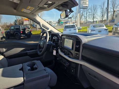 Used 2021 Ford F150 XLT w/ XTR Package image 9