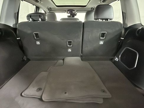 Used 2023 Jeep Grand Cherokee 4WD 4xe w/ Luxury Tech Group II image 30