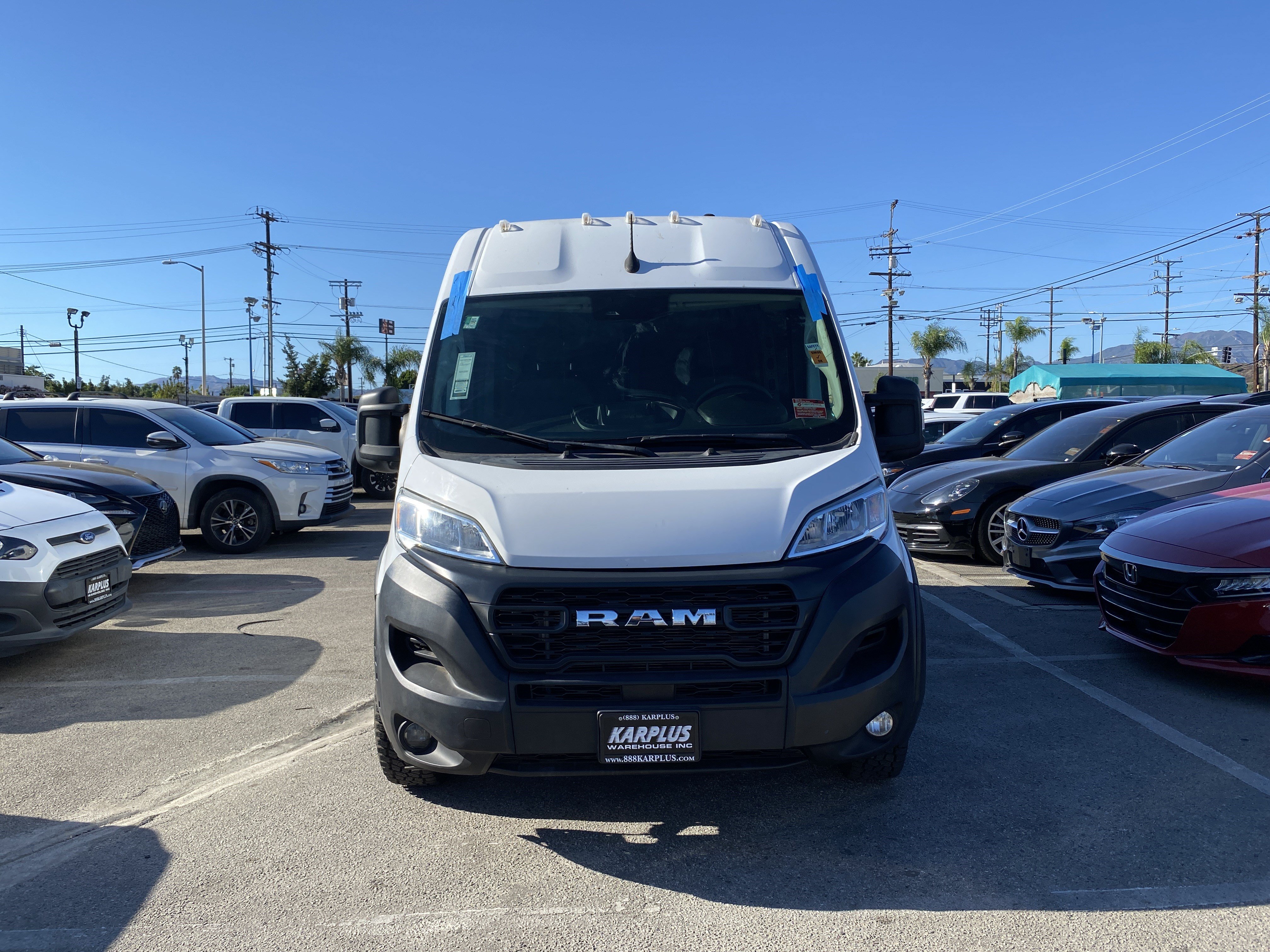 Used 2023 RAM ProMaster 2500 w/ Convenience Group FWD image 3