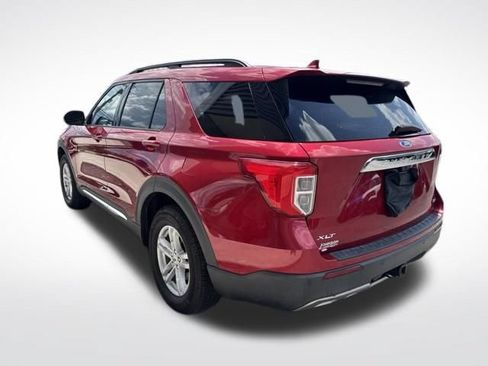 Used 2020 Ford Explorer XLT w/ Equipment Group 202A AWD/4WD image 9