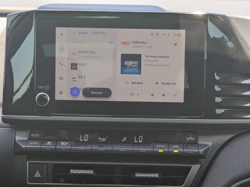 Used 2025 Toyota Camry LE FWD image 21