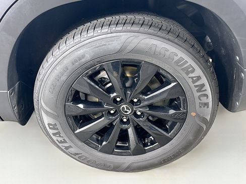 Used 2025 MAZDA CX-50 AWD 2.5 S w/ Premium Package image 11