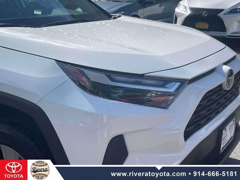 Used 2024 Toyota RAV4 XLE w/ Convenience Package AWD/4WD image 11