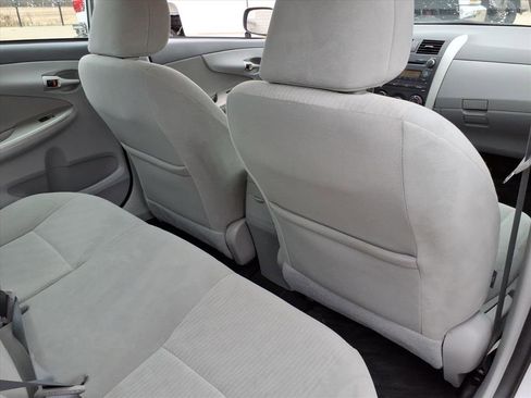 Used 2010 Toyota Corolla LE image 23