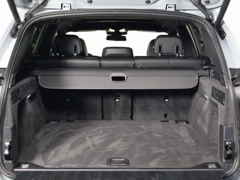 Used 2025 BMW X5 xDrive40i w/ M Sport Package image 14