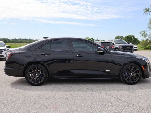 Used 2021 Cadillac CT4 V w/ Technology Package AWD/4WD image 7