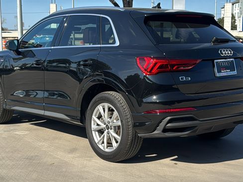 Certified 2025 Audi Q3 2.0T Premium image 5