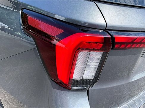 New 2026 Ford Explorer ST-Line RWD image 14