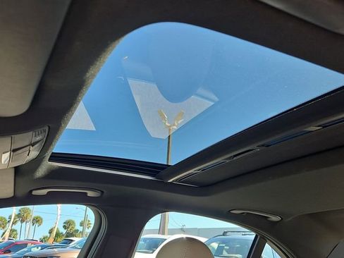 Used 2018 Mercedes-Benz C 300 Sedan image 26