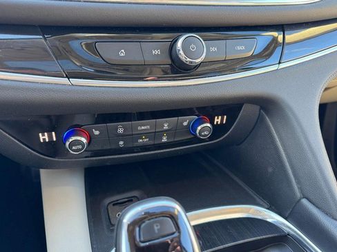 Used 2020 Buick Enclave Essence w/ Trailering Package, 5000 lbs. image 17