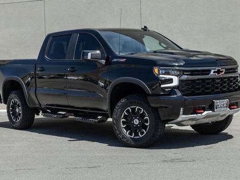 Used 2024 Chevrolet Silverado 1500 ZR2 w/ Technology Package AWD/4WD image 17