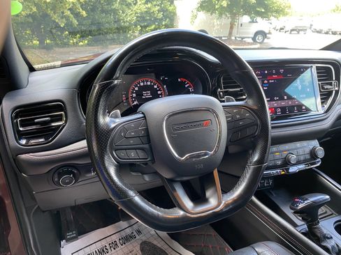 Used 2022 Dodge Durango R/T w/ Blacktop Package AWD/4WD image 17