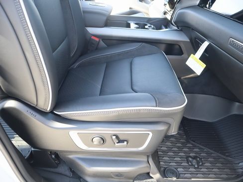 New 2026 RAM 1500 Laramie w/ Night Edition image 14