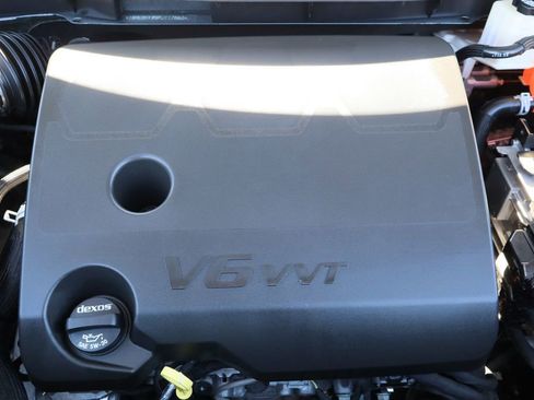 Certified 2023 Chevrolet Traverse Premier image 33