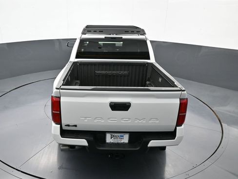 New 2024 Toyota Tacoma TRD Off-Road image 36