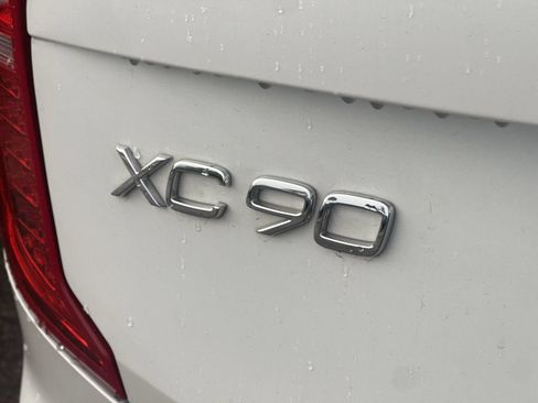 Used 2016 Volvo XC90 T6 Inscription w/ Vision Package AWD/4WD image 6