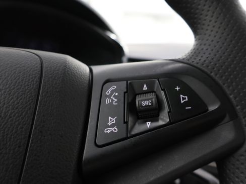 Used 2021 Chevrolet Trax LS w/ Tint and Cruise Package FWD image 12