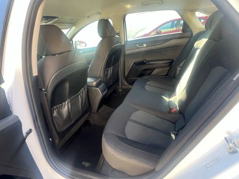 Used 2021 Kia K5 LXS image 26