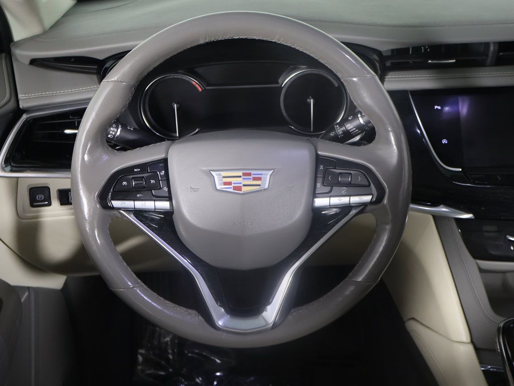 Used 2020 Cadillac XT6 Premium Luxury AWD/4WD image 36