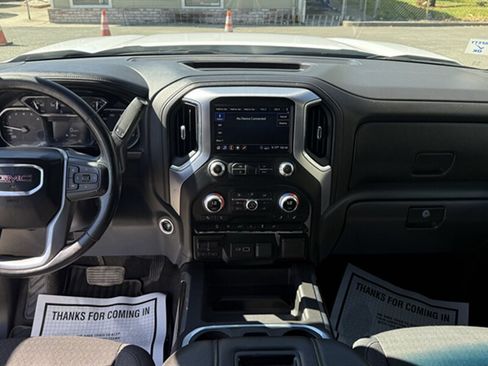 Used 2020 GMC Sierra 1500 Elevation w/ Elevation Value Package AWD/4WD image 9