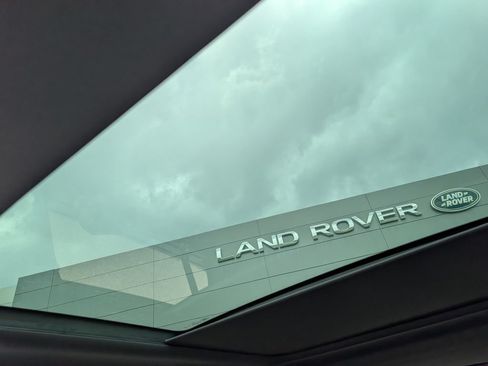 Used 2025 Land Rover Range Rover Sport Dynamic SE AWD/4WD image 20