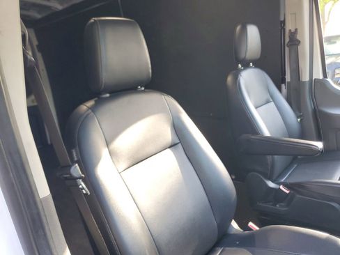Used 2023 Ford Transit 250 Medium Roof AWD w/ Load Area Protection Package image 10