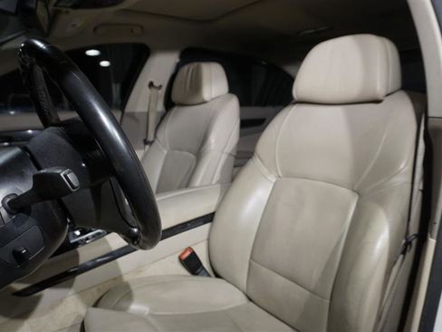 Used 2012 BMW 750Li xDrive image 10