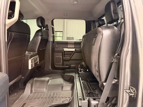 Used 2017 Ford F250 Lariat w/ Chrome Package AWD/4WD image 19