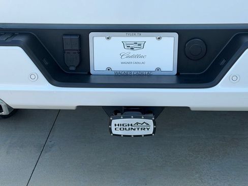 Used 2023 Chevrolet Silverado 1500 High Country w/ High Country Premium Package AWD/4WD image 15