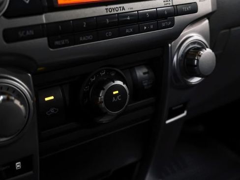 Used 2013 Toyota 4Runner SR5 RWD image 31