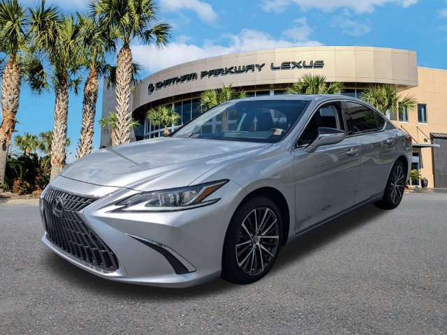 Certified 2023 Lexus ES 300h w/ Premium Package FWD image 8