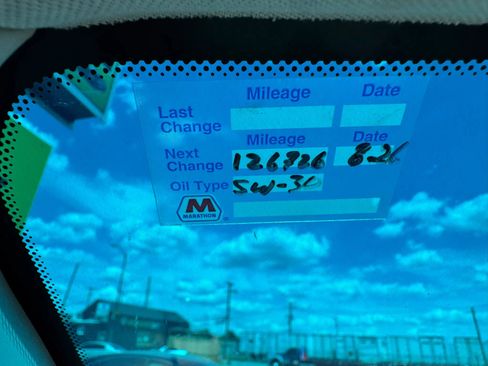 Used 2015 Nissan Altima 2.5 SV w/ Convenience Package FWD image 26