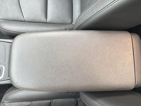 Certified 2020 Chevrolet Equinox LT w/ Midnight Edition AWD/4WD image 22