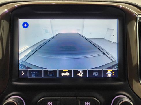 Used 2021 Chevrolet Silverado 2500 High Country w/ Z71 Off-Road Package image 15