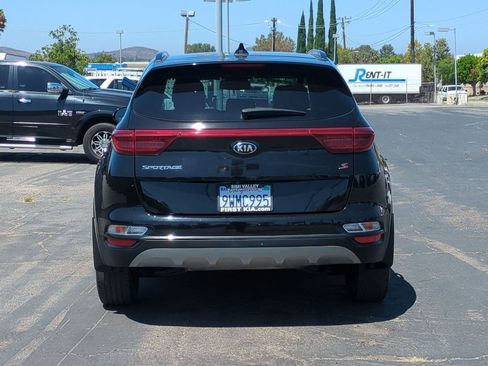 Used 2020 Kia Sportage S w/ S Premium Package AWD/4WD image 7