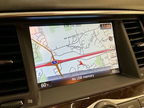 Used 2017 INFINITI QX80 4WD w/ Driver Assistance Package image 27