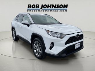 Used 2019 Toyota RAV4 XLE Premium w/ Cold Weather Package AWD/4WD video 1