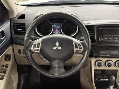 Used 2016 Mitsubishi Lancer ES FWD image 11