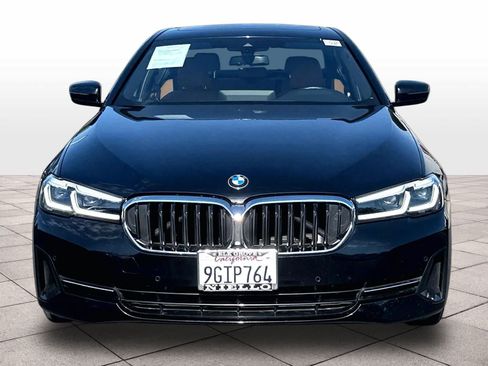 Used 2023 BMW 540i w/ Convenience Package RWD image 2