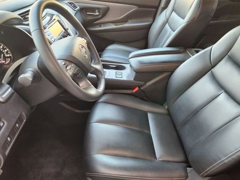 Used 2023 Nissan Murano SV image 11