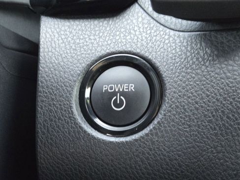 Used 2026 Toyota Camry SE w/ Multimedia Upgrade Package image 23