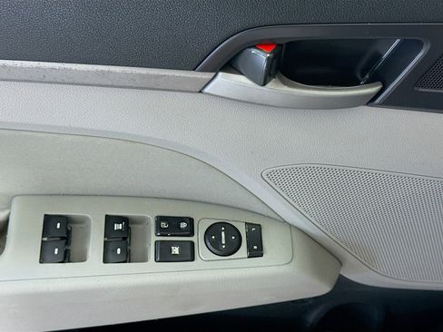 Used 2018 Hyundai Elantra SEL image 23