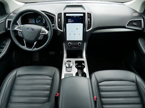 Used 2024 Ford Edge SEL w/ Convenience Package AWD/4WD image 14